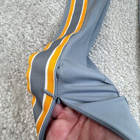 Fabletics Twisted Stripe Motion365 + Pull On Pant Gray/Yellow NEW - Picture 7 of 13